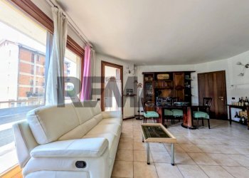 Sala da pranzo - Quadrilocale Via Nazionale
 
47, Costa Volpino - foto 14