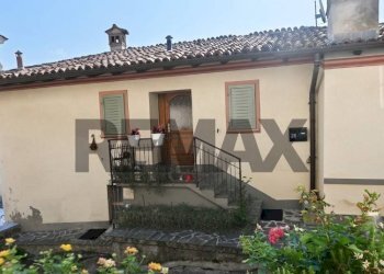 Casa all\'aperto - Quadrilocale VIA CAVALIER DENTELLA
 
28, Bergamo - foto 2