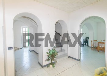 Scale - Villa Contrada Montupoli Avenna
 
128, Miglianico - photo 17