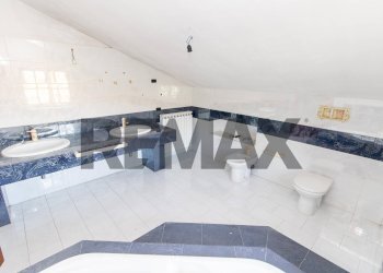 Bagno - Villa Contrada Montupoli Avenna
 
128, Miglianico - photo 32