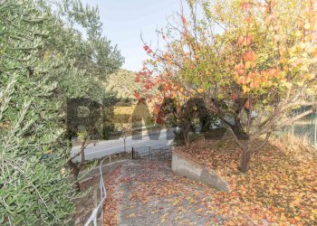 Giardino - Villa Contrada Montupoli Avenna
 
128, Miglianico - photo 47