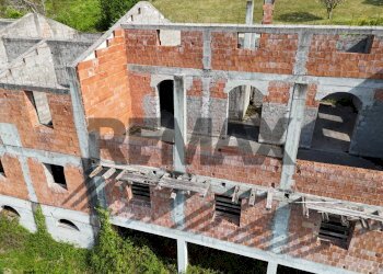 Edificio all\'aperto - Villa Via Rugolo
 
20, Sarmede - photo 19