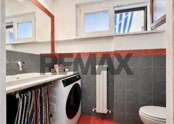 Bagno - Quadrilocale Via Girolamo Ginelli
 
61, Ancona - foto 12