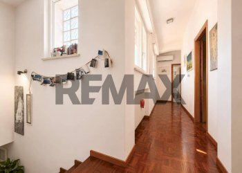 Hall / corridoio - Quadrilocale Via Girolamo Ginelli
 
61, Ancona - foto 16