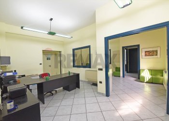 interno - Capannone Via di Salsola
SNC, Foggia - foto 15
