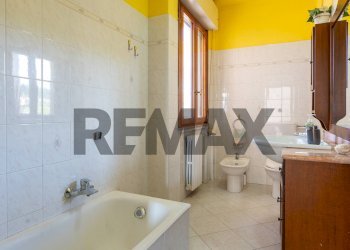 Bagno - Trilocale Via Ugo La Malfa
 
8/B, Salsomaggiore Terme - foto 26