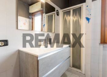 Bagno - Trilocale Via Ugo La Malfa
 
8/B, Salsomaggiore Terme - foto 35