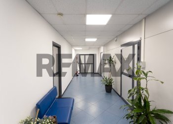 Ricezione / Lobby - Commercial Premises Via Pisa
250, Sesto San Giovanni - photo 9