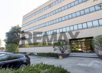 Edificio all\'aperto - Commercial Premises Via Pisa
250, Sesto San Giovanni - photo 42