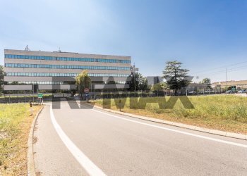 Edificio all\'aperto - Commercial Premises Via Pisa
250, Sesto San Giovanni - photo 46