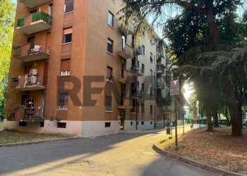 Edificio all\'aperto - Bilocale Via Val Di Bondo
 
21, Milano - foto 2