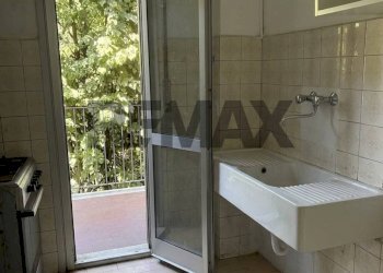 Bagno - Bilocale Via Val Di Bondo
 
21, Milano - foto 7