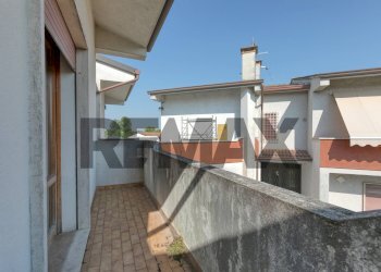 Balcone - Villa a Schiera via Matteotti
5, Borgo Veneto - foto 26