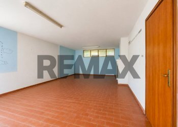 Stanza vuota - Villa a Schiera via Matteotti
 
5, Borgo Veneto - foto 18
