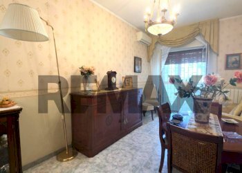 Sala da pranzo - Trilocale Via Michelangelo Schipa
 
44, Napoli - foto 6