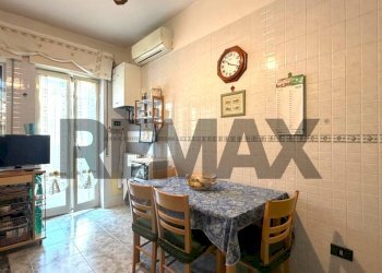 Sala da pranzo - Trilocale Via Michelangelo Schipa
 
44, Napoli - foto 17