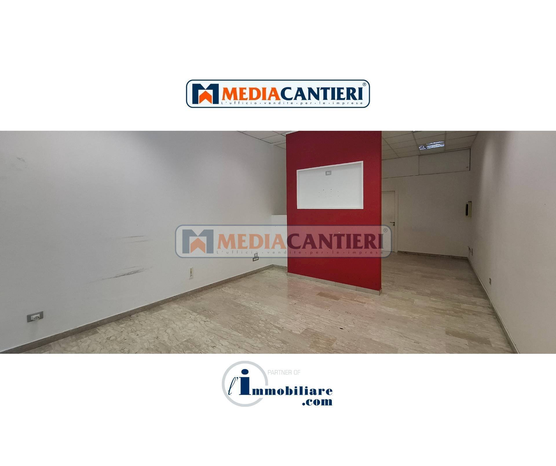 Foto 1 - Negozio VIALE BOVIO
 
154, Pescara - foto 1