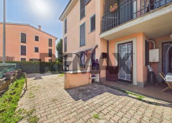 Edificio all\'aperto - Three-room apartment Largo Europa
 
30, Sutri - photo 2