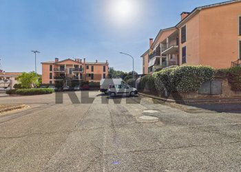 Edificio all\'aperto - Three-room apartment Largo Europa
 
30, Sutri - photo 24