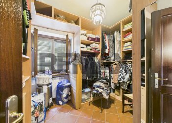 Cabina armadio - Villa via della ficoraccia
 
12, Formello - foto 22
