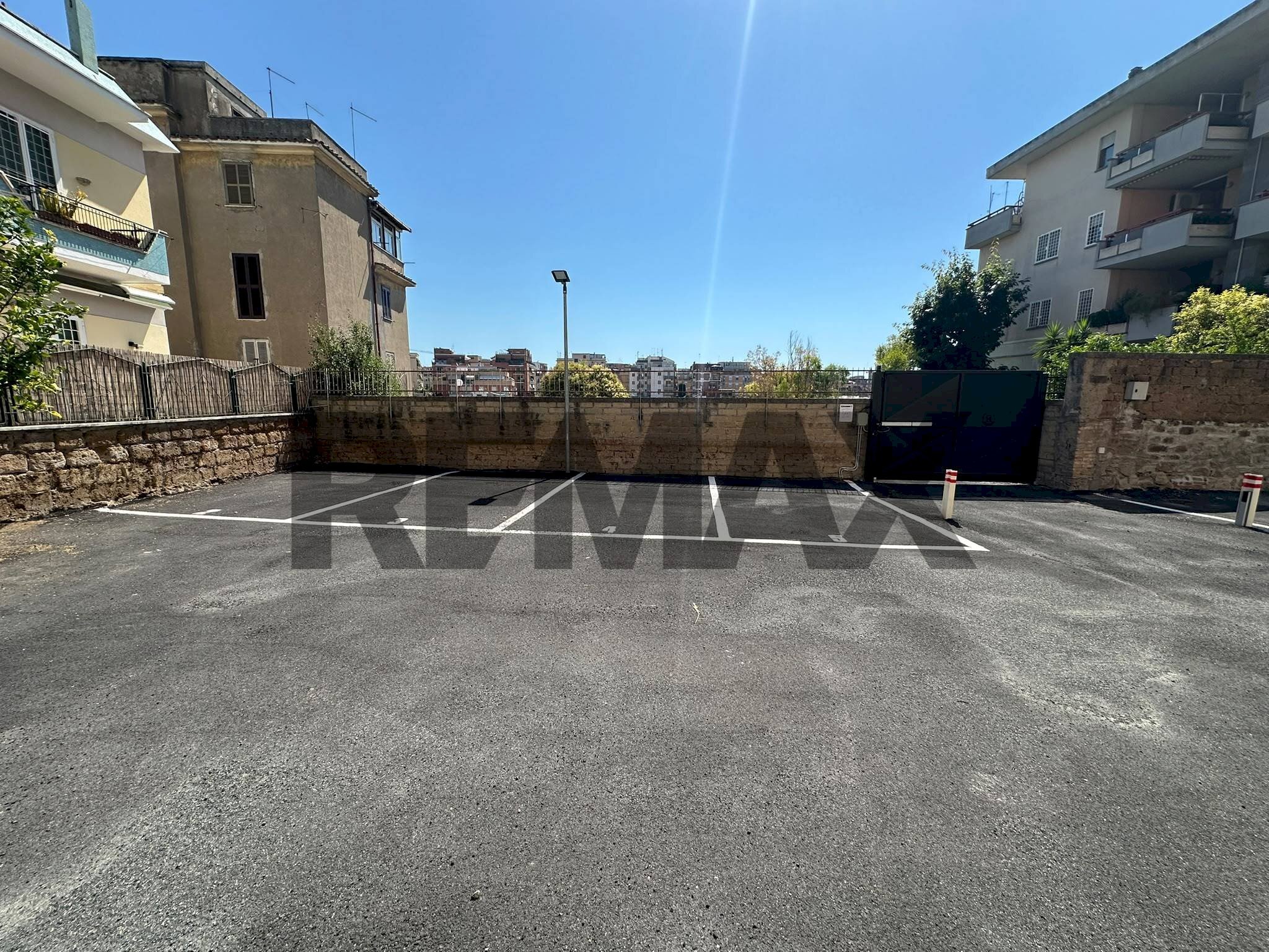 Edificio all\'aperto - Box via sant'ingino papa
14, Roma - photo 3