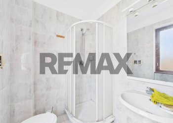 Bagno - Trilocale Via Domenico Falcioni
 
56, Roma - foto 11