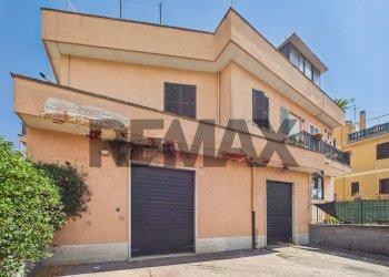 Edificio all\'aperto - Shop via casal del marmo
67/69, Roma - photo 1