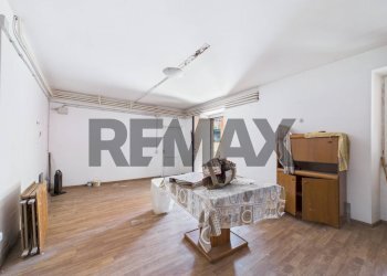 Soggiorno - Shop via casal del marmo
67/69, Roma - photo 15