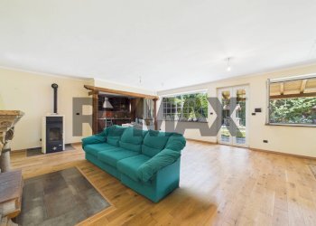Soggiorno - Villa via dello scopiglieto
 
12, Formello - foto 4
