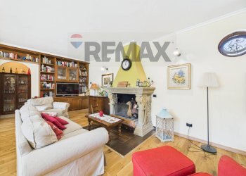Soggiorno - Villa via dello scopiglieto
 
12, Formello - foto 19