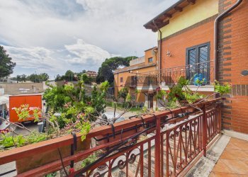 Balcone - Appartamento via roma
 
41, Formello - foto 27