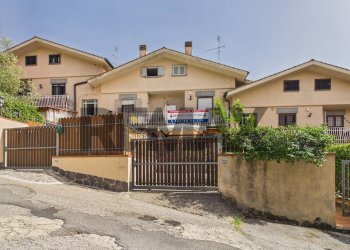 Casa all\'aperto - Trilocale Via della Cappella
 
16, Formello - foto 1