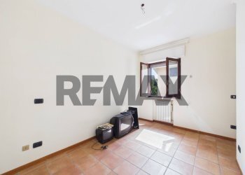 Stanza vuota - Trilocale Via della Cappella
 
16, Formello - foto 9