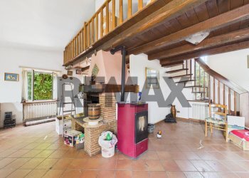 Soggiorno - Villa strada della campana
 
1, Campagnano di Roma - foto 7