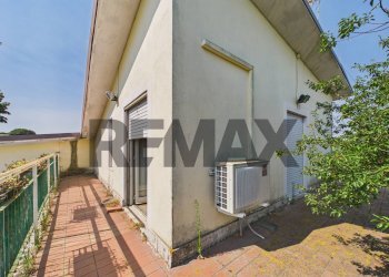 Terrazza - Villa strada della campana
 
1, Campagnano di Roma - foto 16