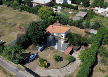 Casa all\'aperto - Villa strada della campana
 
1, Campagnano di Roma - foto 24