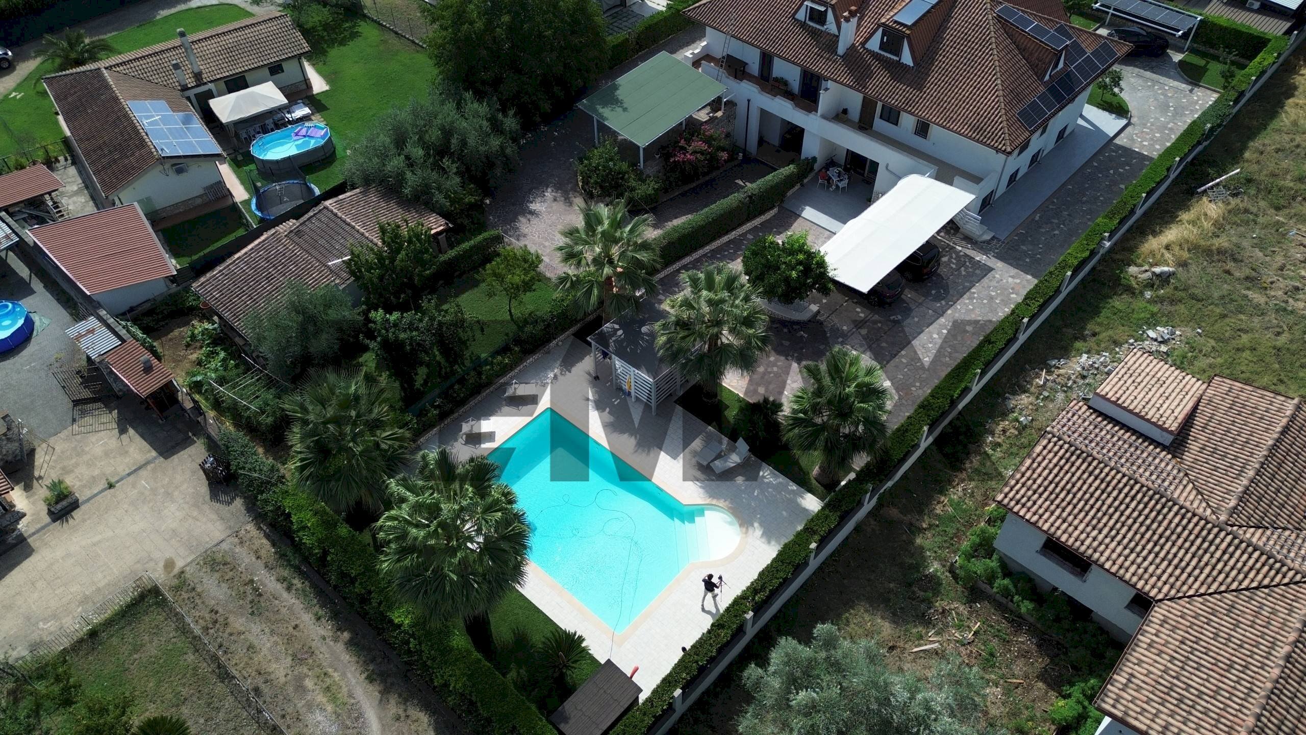 Piscina - Semi-detached house Via Genova
21, Fiano Romano - photo 2