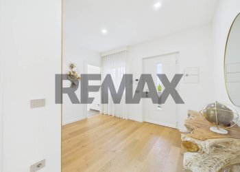 Hall / corridoio - Semi-detached house Via Genova
 
21, Fiano Romano - photo 37