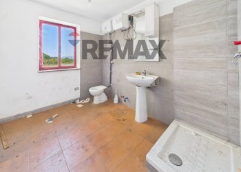 Bagno - Capannone via della bandita
 
9 a, Formello - foto 7