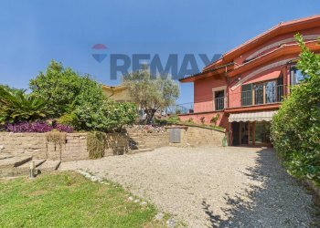 Casa all\'aperto - Villa Viale Delle Rughe
 
169, Formello - foto 2
