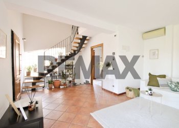 Soggiorno - Villa Viale Delle Rughe
 
169, Formello - foto 4