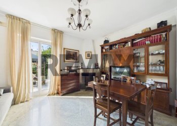 Sala da pranzo - Trilocale Via Melegnano
87, Roma - foto 9