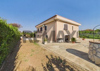 Casa all\'aperto - Villa via biandrate
 
130, Anguillara Sabazia - foto 1