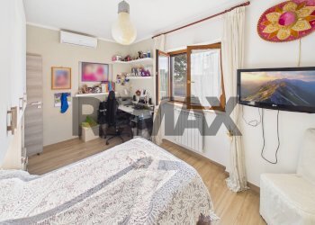 Camera / camera da letto - Villa via biandrate
 
130, Anguillara Sabazia - foto 8