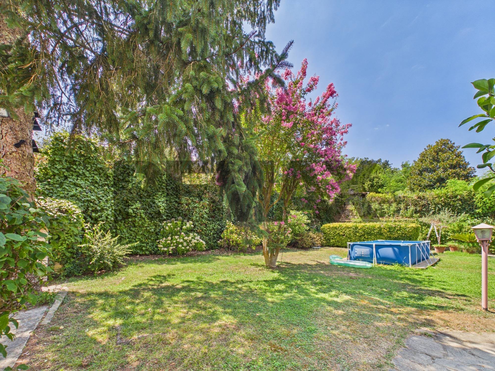 Giardino - Trilocale Via Casal de Ceveri
8, Formello - foto 2