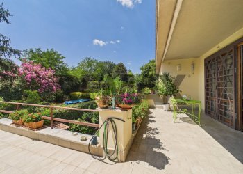 Terrazza - Trilocale Via Casal de Ceveri
 
8, Formello - foto 8