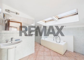 Bagno - Attico Via Sante Monachesi
 
7, Mentana - foto 9