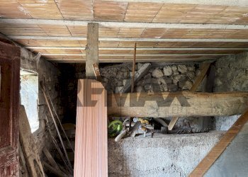 Dettagli - Rustico VIA ROMA
 
11, Civitella Alfedena - foto 18