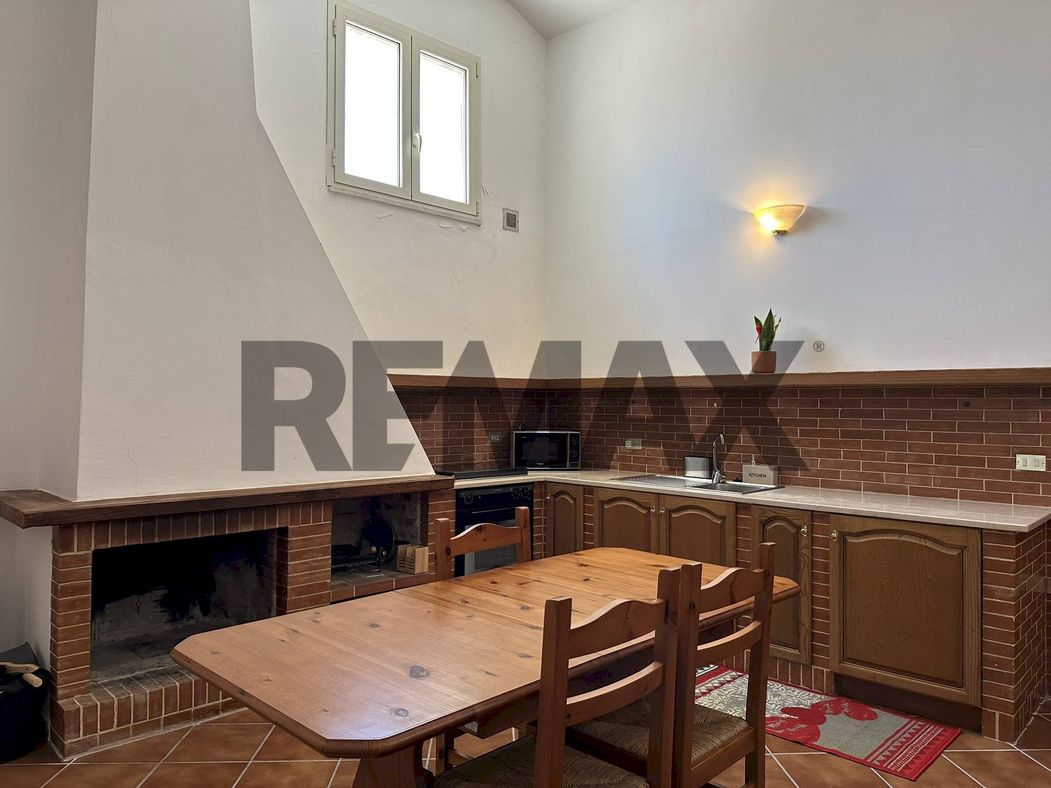Sala da pranzo - Casa indipendente Via Torre
 
26, Colli a Volturno - foto 1