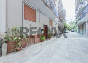 Edificio all\'aperto - Trilocale Via Don Luigi Sturzo
 
18, Altofonte - foto 2